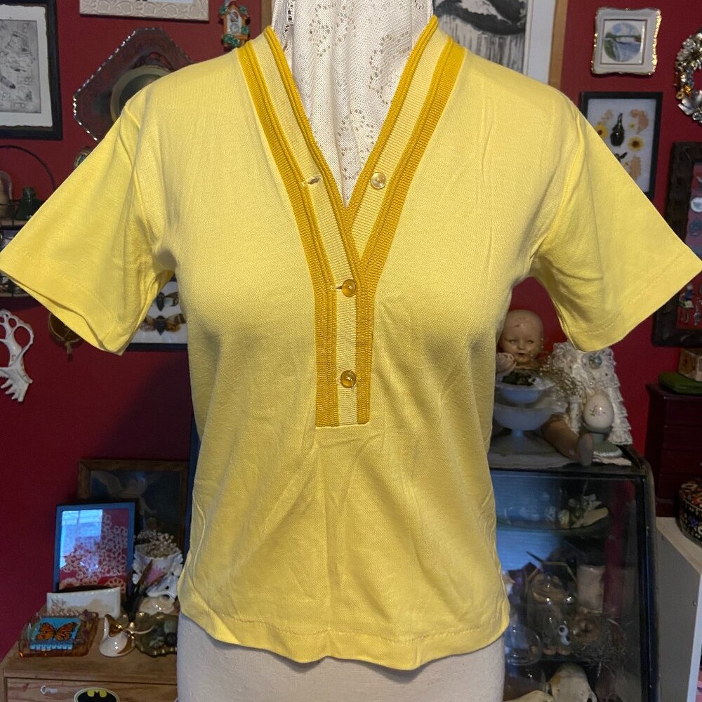 Vintage 3 Button Up Polo Shirt 1950 to 1960 Yellow Trimmed in Mustard Natric